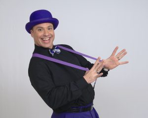 bow tie purple hat entertainer for kids party in Virginia